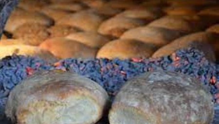 EKMEK ÜZERİNE